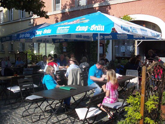 Cafe Bar Losburg Restaurant