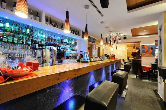 Matisse Bistro American Lounge Bar