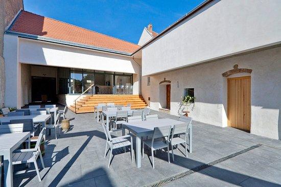 Rodinne Vinarstvi Mikulov