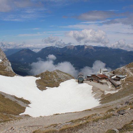 Riesenfernrohr mit Naturschau