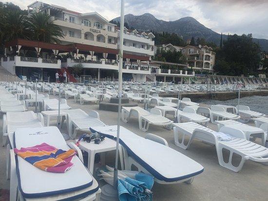 Perla & Tavern Ćiro