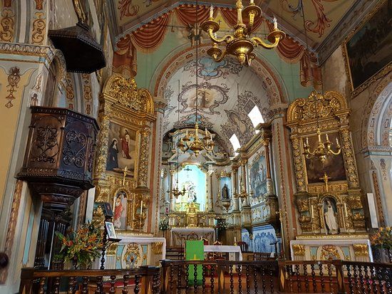 Igreja Paroquial de Santa Isabel