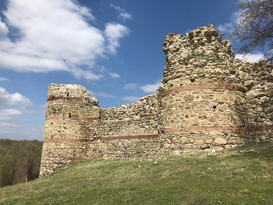 Mezek Fortress Neutzikon