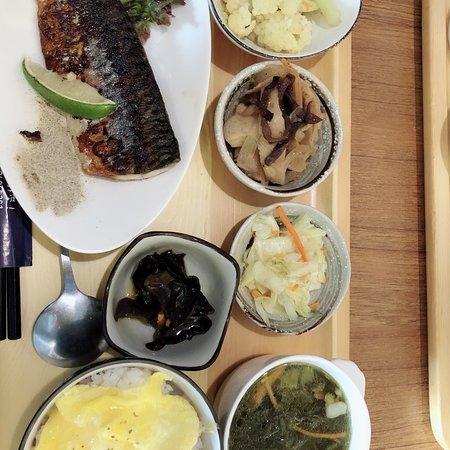 Bear Love Cafe & Kitchen