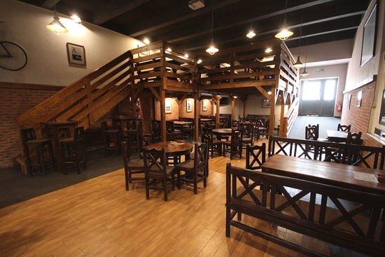 Sokolovna Pub & Regal burger