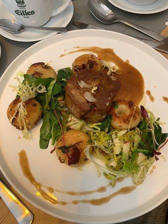 Memo Bistro by Rafal Godziemski