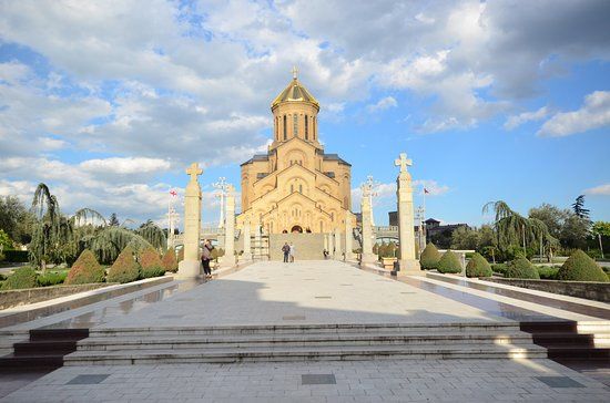 Sobór Trójcy Świętej w Tbilisi