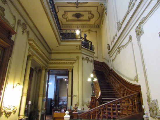 Museos del Gaucho y de La Moneda