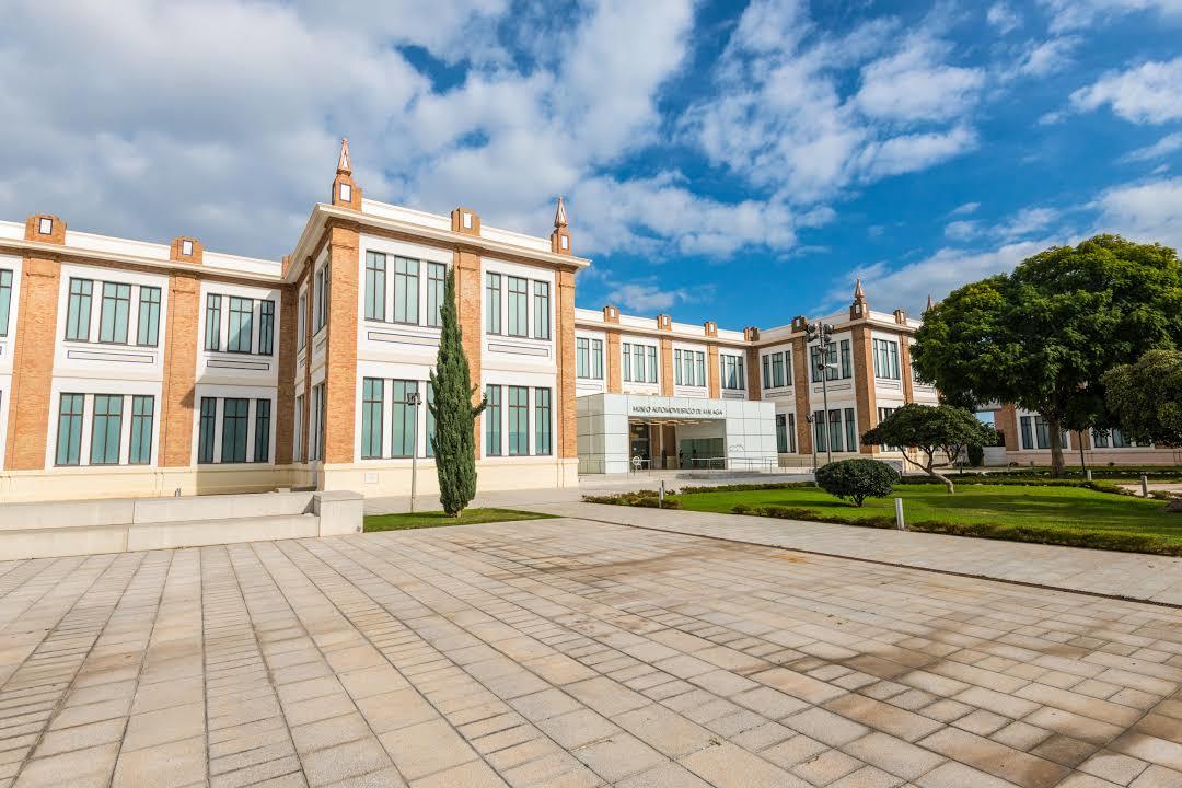 Muzeum Motoryzacji i Mody