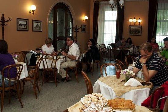 Viennese Coffee House