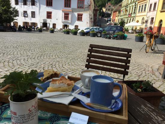 Cafe International & Family Centre