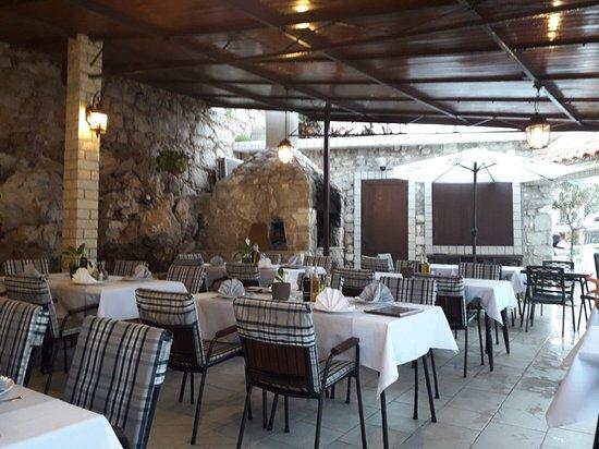 Konoba Ribarska koliba