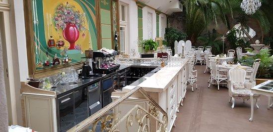 Restauracia Golden Royal