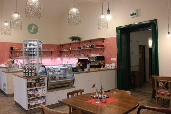 Treninkova kavarna Lary Fary