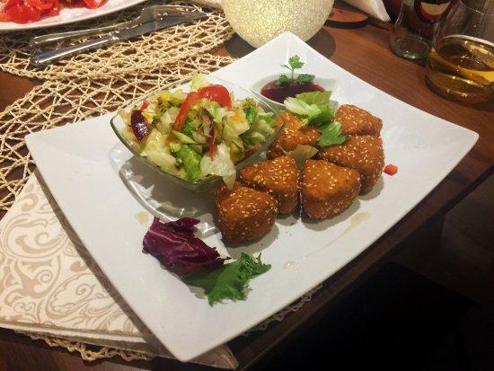 Cafe Vya etterem es bowling club