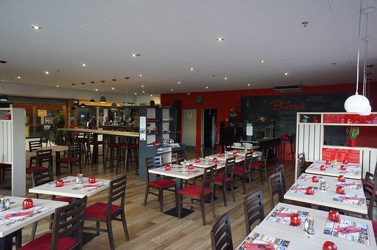 Le Bistro Du Marche