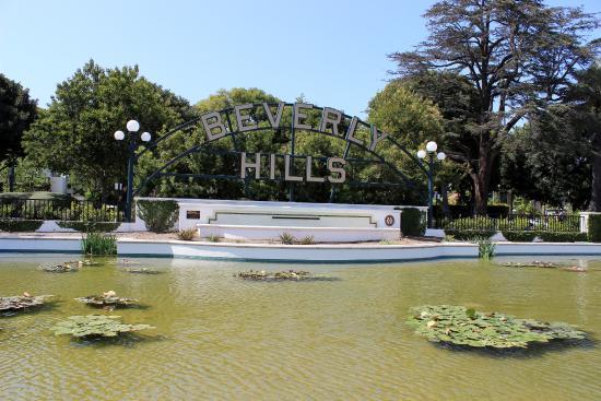 Park Beverly Gardens