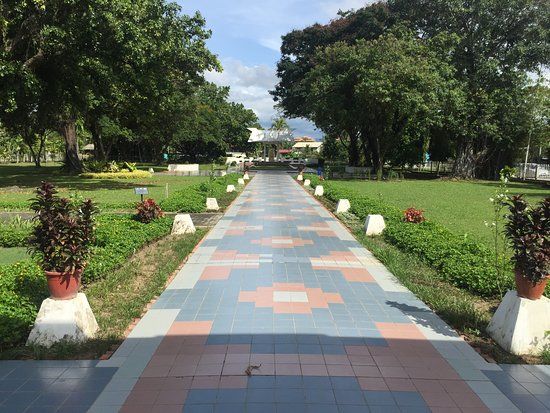 Pomnik wojenny Petagas