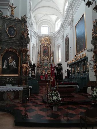 Bazylika katedralna Wniebowzięcia Najświętszej Maryi Panny i św. Mikołaja w Łowiczu