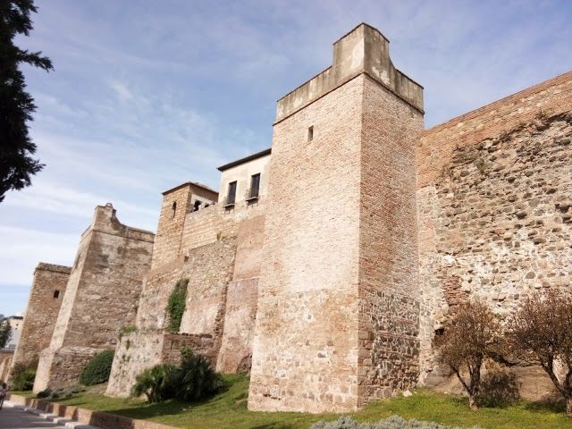 Fortyfikacje Alcazaba