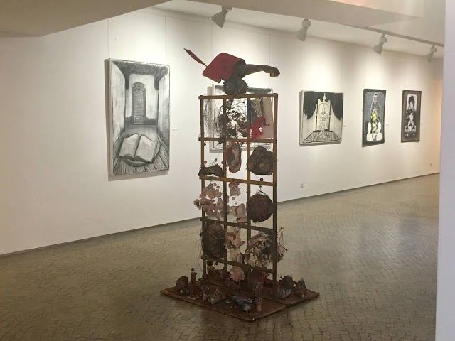 Galeria de Arte da Praca do Mar