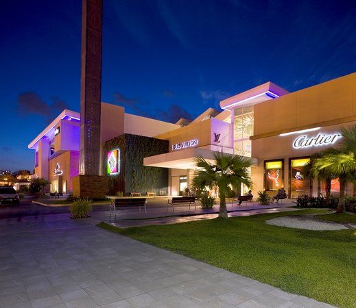 Centrum Handlowe Multiplaza Pacific