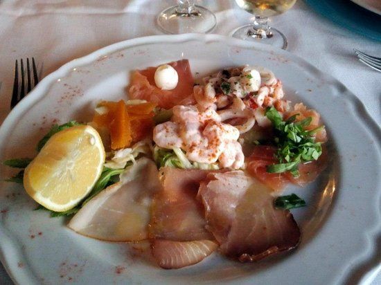 Ristorante Pizzeria Mezza