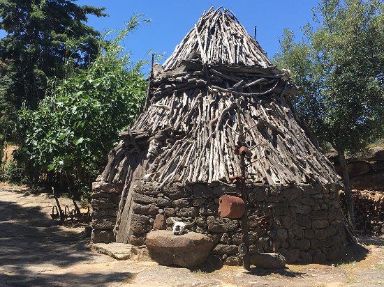 Park i muzeum kultury ludowej S'Abba Frisca