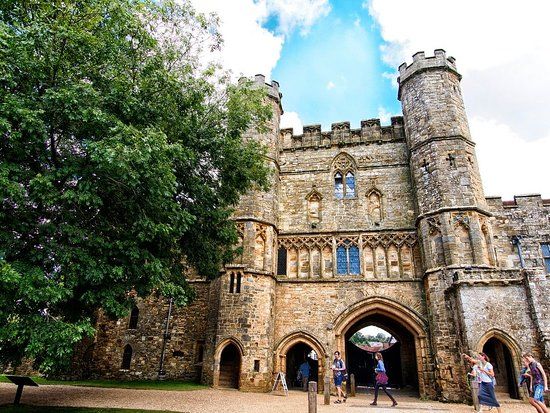 Opactwo i pole bitwy w Battle