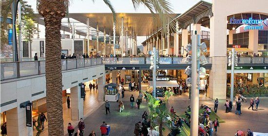 Centrum handlowe La Maquinista