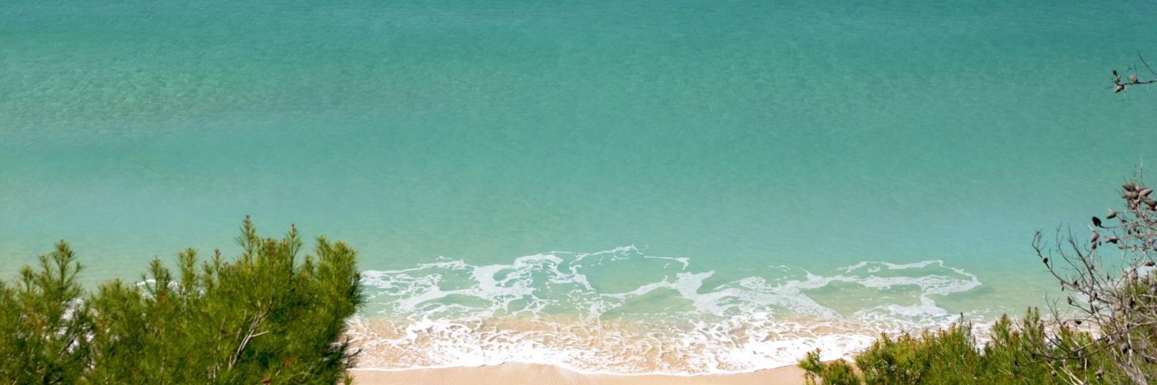 Plaża Makris Gialos