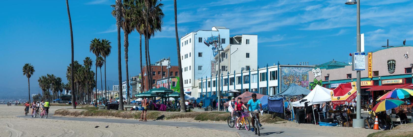 Promenada Venice Beach Boardwalk