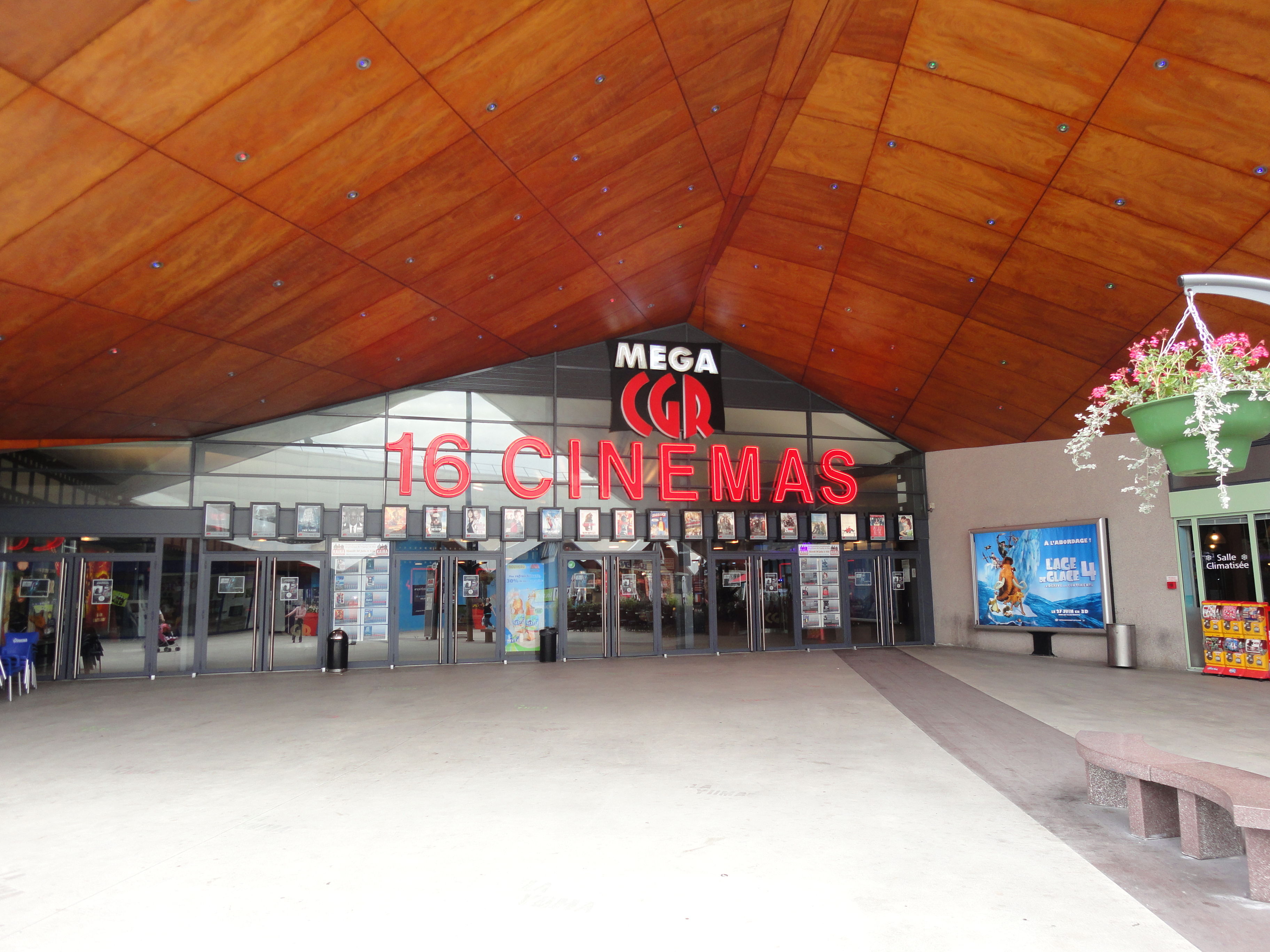 Mega CGR Torcy