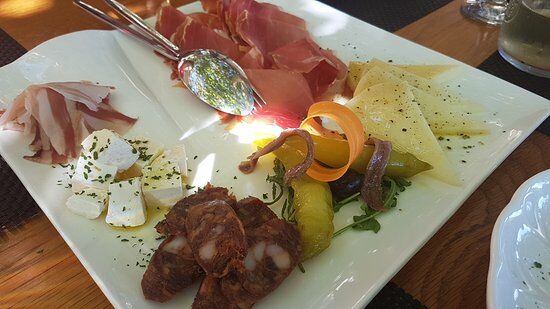 Konoba Intrada Makarska