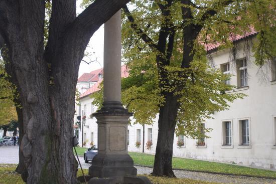 Memorial of National Literature