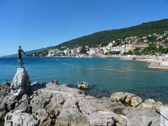 Pomnik "Panna z Mewą"